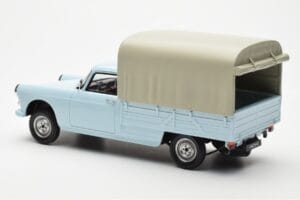 Peugeot 404 Pickup Bache パステルブルー Otto 1:18 OT1036 レジン - 画像 5/6