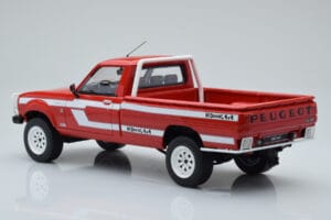 Peugeot 504 Dangel Pickup レッド Otto 1:18 OT436 レジン - 画像 5/6