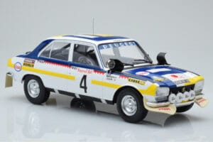 Peugeot 504 Ti #4 T. Makinen / H. Liddon Rally Morocco 1975 IXO 1:18 18RMC044B メタル - 画像 4/6