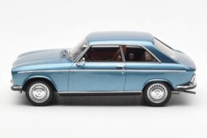Peugeot 304 S Coupe ブルー Otto 1:18 OT449 レジン - 画像 3/6