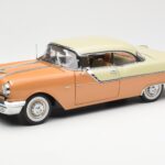 Pontiac Star Chief Hardtop レッド ホワイト Sun Star 1:18