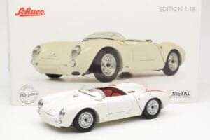 Porsche 550 Spyder 70周年エディション ホワイト Schuco 1:18 450033300 メタル - 画像 8/8