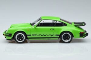 Porsche 911 3.2 Carrera ライムグリーン GT Spirit 1:18 GT740 レジン - 画像 3/6