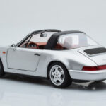 Porsche 911 964 Carrera 4 Targa ポーラーシルバー Norev 1:18 - image 8 of 9