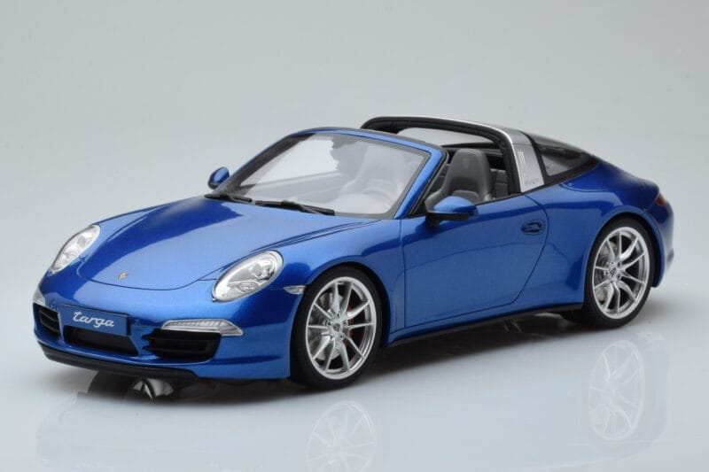 Porsche 911 991 4S Targa ブルー GT Spirit 1:18
