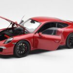Porsche 911 991 Carrera GTS カーマインレッド Schuco 1:18 - image 2 of 8