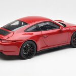 Porsche 911 991 Carrera GTS カーマインレッド Schuco 1:18 - image 3 of 8