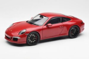 Porsche 911 991 Carrera GTS カーマインレッド Schuco 1:18