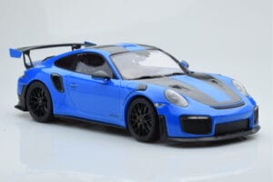Porsche 911 GT2 RS 991.2 Weissach Package ブルー ブラックマグネシウムホイール Minichamps 1:18 153068316 メタル - 画像 4/6
