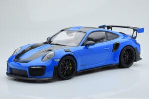 Porsche 911 GT2 RS 991.2 Weissach Package ブルー ブラックマグネシウムホイール Minichamps 1:18