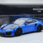 Porsche 911 GT2 RS 991.2 Weissach Package ブルー ブラックマグネシウムホイール Minichamps 1:18 - image 6 of 6