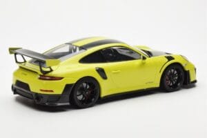 Porsche 911 991.2 GT2 RS ライトグリーン ブラックマグネシウムホイール Minichamps 1:18 155068300 メタル - 画像 2/6