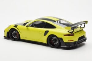 Porsche 911 991.2 GT2 RS ライトグリーン ブラックマグネシウムホイール Minichamps 1:18 155068300 メタル - 画像 5/6
