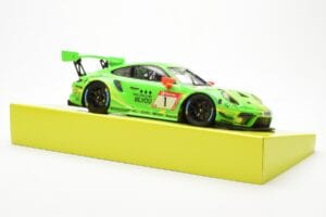 Porsche 911 991.2 GT3 R #1 Manthey Racing 24 Hours Nurburgring 2019 Minichamps 1:18 MG-M-911-19-1801 メタル - 画像 4/6
