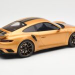 Porsche 911 991.2 Turbo S Exclusive ゴールド GT Spirit 1:18 - image 2 of 6