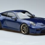 Porsche 911 992 GT3 Touring Package ブルーメタリック Norev 1:18 187302 メタル - image 5 of 7