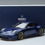 Porsche 911 992 GT3 Touring Package ブルーメタリック Norev 1:18 187302 メタル - image 7 of 7