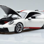 Porsche 911 992 GT3 ホワイト Norev 1:18 - image 2 of 7