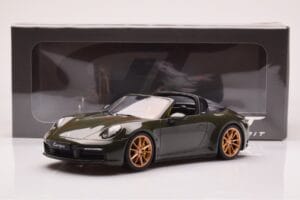Porsche 911 992 Targa 4S オリーブグリーン GT Spirit 1:18 GT438 レジン - 画像 6/6