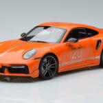 Porsche 911 992 Turbo S China 20th Anniversary オレンジ Minichamps 1:18