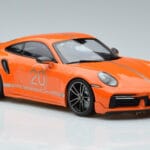 Porsche 911 992 Turbo S China 20th Anniversary オレンジ Minichamps 1:18 - image 4 of 6
