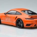 Porsche 911 992 Turbo S China 20th Anniversary オレンジ Minichamps 1:18 - image 5 of 6