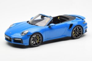 Porsche 911 992 Turbo S シャークブルー GT Spirit 1:18