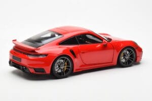 Porsche 911 992 Turbo S Sport Design レッド Minichamps 1:18 113069078 メタル - 画像 3/8