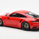 Porsche 911 992 Turbo S Sport Design レッド Minichamps 1:18 - image 7 of 8
