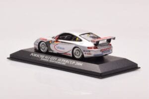 Porsche 911 996 GT3 Cup Infineon #5 W. Henzler Porsche Supercup Winner 2004 Minichamps 1:43 400046205 メタル - 画像 3/4