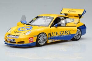 Porsche 911 996 GT3 Cup #88 Macau Winner 2005 AUTOart 1:18 80574 メタル - 画像 2/7