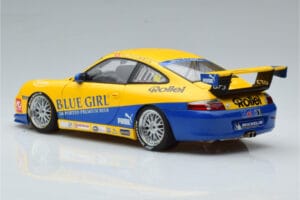 Porsche 911 996 GT3 Cup #88 Macau Winner 2005 AUTOart 1:18 80574 メタル - 画像 6/7