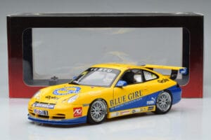 Porsche 911 996 GT3 Cup #88 Macau Winner 2005 AUTOart 1:18 80574 メタル - 画像 7/7