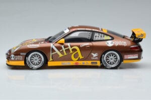 Porsche 911 996 GT3 Cup M. Marsh Carrera Cup Asia Winner 2004 AUTOart 1:18 80489 メタル - 画像 4/7