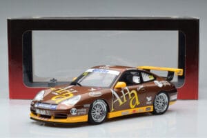 Porsche 911 996 GT3 Cup M. Marsh Carrera Cup Asia Winner 2004 AUTOart 1:18 80489 メタル - 画像 7/7