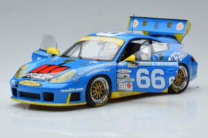 Porsche 911 996 GT3 R #6 24 Hours of Daytona GT Class Winner 2002 AUTOart 1:18 80273 メタル - 画像 2/7