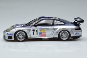 Porsche 911 996 GT3 RSR #71 A. Job 2005 AUTOart 1:18 80583 メタル - 画像 4/7