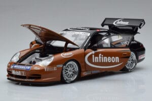 Porsche 911 996 GT3 R #2 S. Miau Carrera Cup Asia 2004 AUTOart 1:18 80488 メタル - 画像 2/7