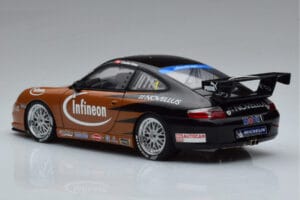 Porsche 911 996 GT3 R #2 S. Miau Carrera Cup Asia 2004 AUTOart 1:18 80488 メタル - 画像 6/7