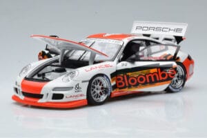 Porsche 911 997 GT3 Cup #98 P. Ma Carrera Cup Asia 2006 AUTOart 1:18 80689 メタル - 画像 2/7