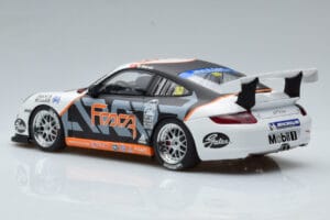 Porsche 911 997 GT3 Cup #33 M. Marsh Carrera Cup Asia 2006 AUTOart 1:18 80782 メタル - 画像 6/7