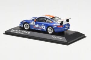 Porsche 911 997 GT3 Cup Team Konrad Motorsport #8 M. Schrey Porsche Supercup 2006 Minichamps 1:43 400066408 メタル - 画像 3/4