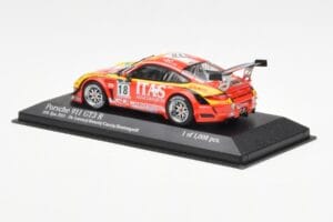 Porsche 911 997 GT3 R ITAS #18 De Lorenzi / Bonetti / Caccia / Bontempelli 24 Hours of Spa 2011 Minichamps 1:43 400118918 メタル - 画像 3/4