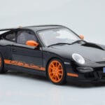 Porsche 911 997 GT3 RS ブラック AUTOart 1:18 - image 6 of 8