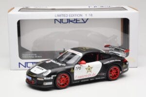 Porsche 911 997 GT3 RS #176 Team Ring Police VLN 2011 Norev 1:18 187570 メタル - 画像 8/8