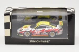 Porsche 911 997 GT3 RSR #31 J. Bergmeister / P. Long / L. Luhr 12 Hours of Sebring Class Winners 2005 Minichamps 1:43 4000564 - 画像 4/4