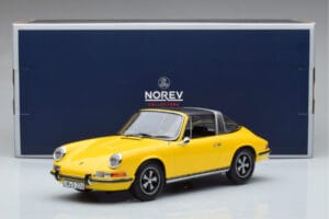 Porsche 911 E Targa Norev 1:18 187643 メタル - 画像 7/7