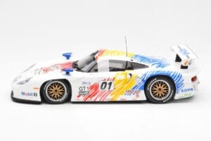 Porsche 911 GT1 #1 A. McNish / R. Sullivan / U. Alzen Rohr Motorsport Daytona 24 Hours 1998 UT Models 1:18 39611 メタル - 画像 3/6