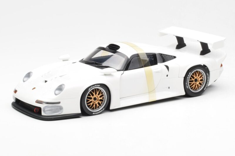 Porsche 911 GT1 ホワイト UT Models 1:18