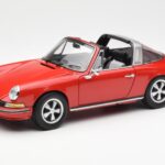 Porsche 911 Targa S レッド Schuco 1:18 - image 3 of 9